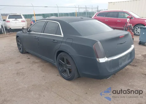 2013 Chrysler 300 Motown z USA, uszkodzony, nr VIN 2C3CCAAG6DH539993